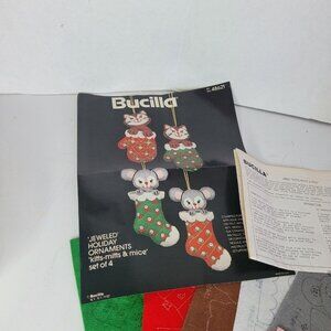 Bucilla Felt Christmas Ornament Kit #48621 Mouse Kitten